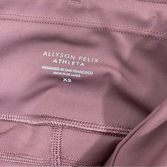 Athleta x Allyson Felix Ultimate Legend Sports Bra Short 2PC Set SZ XS - Picture 8 of 9